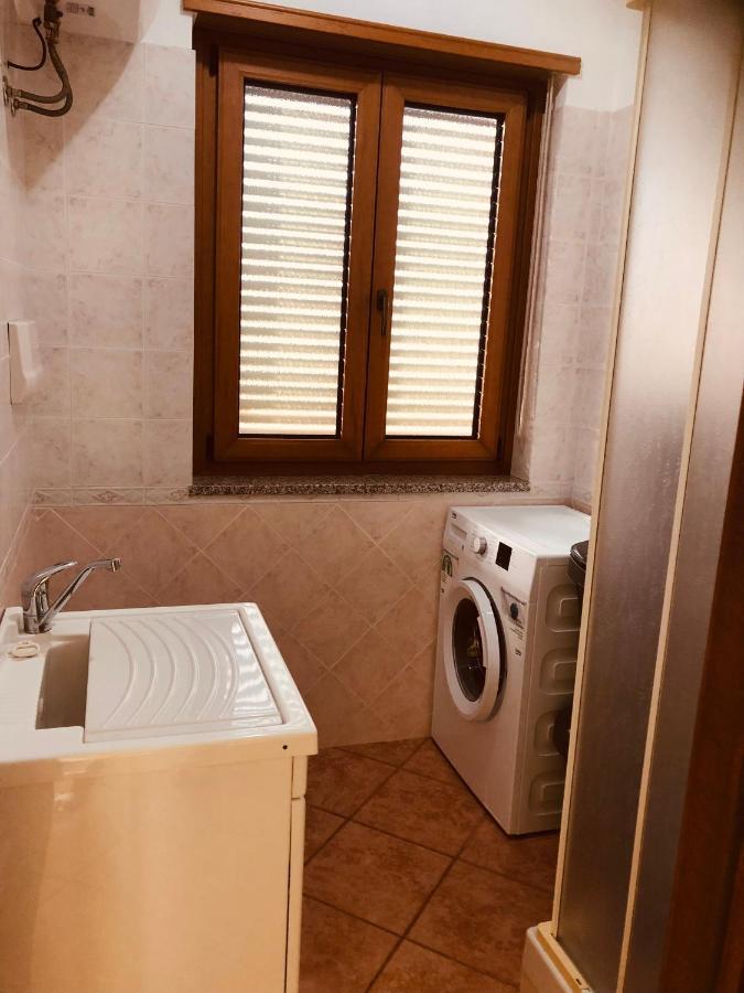 Appartamento In Centro Тортоли Экстерьер фото