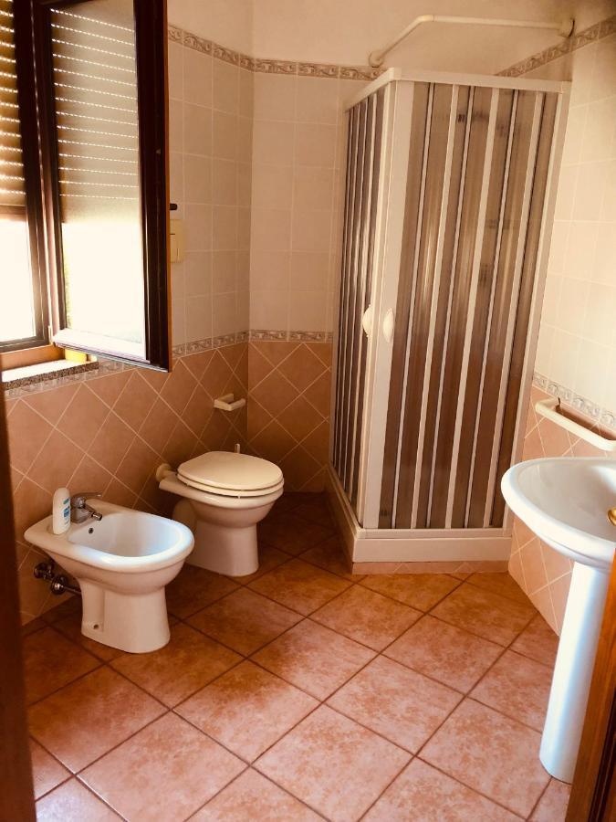Appartamento In Centro Тортоли Экстерьер фото