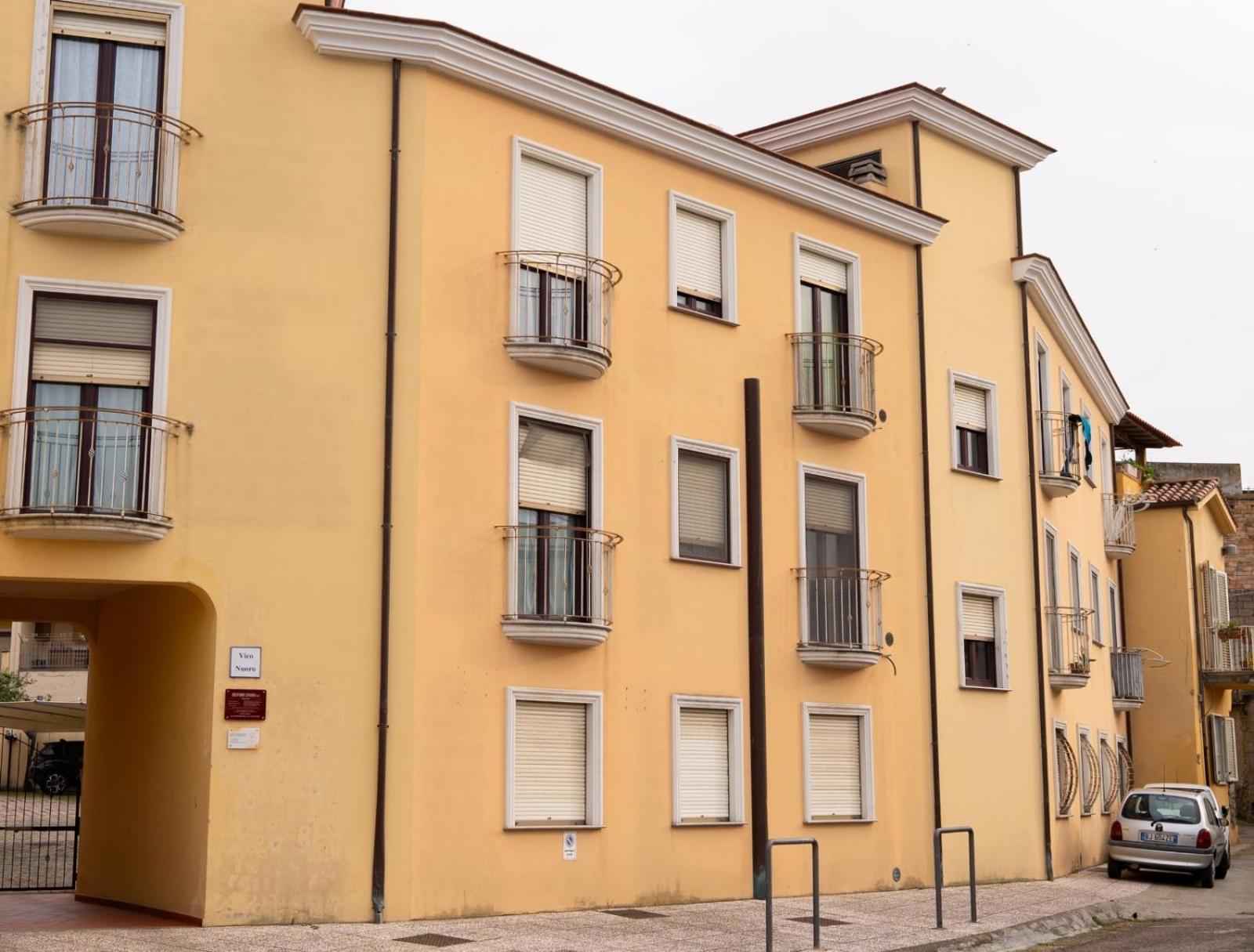 Appartamento In Centro Тортоли Экстерьер фото